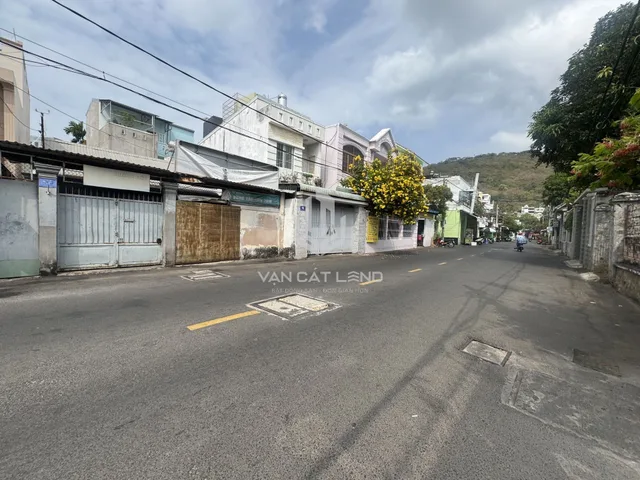 🏡🔥 NHÀ MT HÙNG VƯƠNG – GẦN BIỂN BÃI TRƯỚC – NGANG 8.74M – 203.4M² – 20 TỶ
