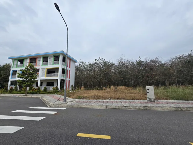 BÁN ĐẤT TÂN UYÊN – 100M² GẦN KCN VSIP 2 GIÁ 1 TỈ 2
