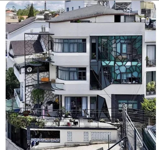 Bán toà nhà căn hộ dịch vụ 4 tầng, ngay ngã 5 đại học đường nhựa lớn khu sinh viên đông đúc sẵn dòng tiền