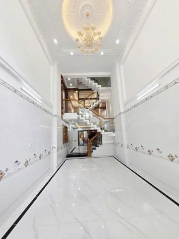 Bán nhà 69.7m² full thổ cư ngang 4m giá 6.99 tỷ tại Phường Bình Trị Đông