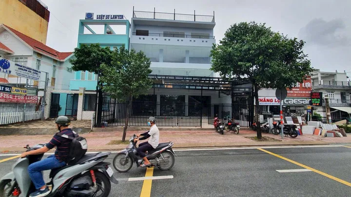Nhà 4 Tầng Mặt Tiền đường Phạm Văn Đồng quận Thủ Đức, thu nhập 60 triệu