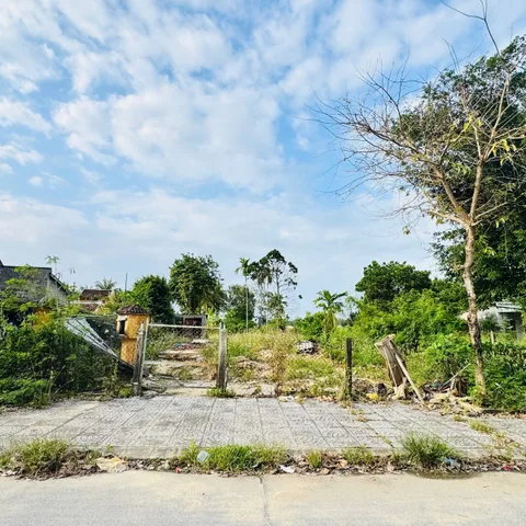 LÔ ĐẤT TO ĐẸP MẶT TIỀN NGUYỄN TRI PHƯƠNG (HỘI AN) - GẦN SÔNG MÁT MẺ