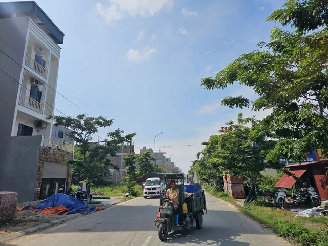 Bán đất khắc niệm 1 đường 19m dãy L7. Diện tích 100m mặt tiền 5m hướng đông bắc. Phường hạp lĩnh tỉnh bắc ninh
