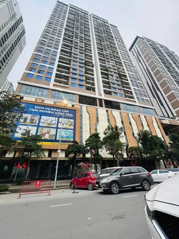 🏙 BÁN CĂN HỘ CAO CẤP 6TH ELEMENT – NGUYỄN VĂN HUYÊN – TÂY HỒ TÂY
💰 Giá: 11.5 tỷ