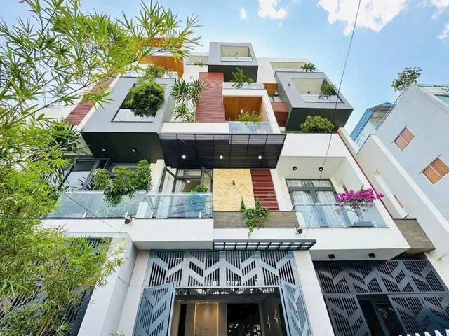 KHU NGƯỜI HOA QUẬN 5 CHỦ CHỊU LỖ ĐỂ BÁN GẤP XOAY TIỀN LÀM ĂN GIÁ TỐT 4 TỶ TRÒN CÒN TL | DT 112,5M2, NGANG MẶT TIỀN 4,5M, SHR, HỢP ĐỒNG THUÊ CAO, DT LỚN RỘNG RÃI