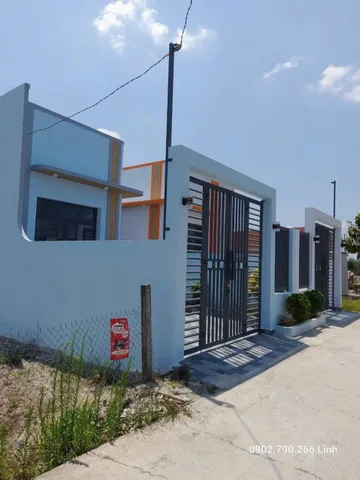 Bán 2 nhà cấp 4 mới xây đường oto beton xã Long Khê dt 150m2 3pn,4wc ,hoàn công giá 1,98 tỷ 1 căn