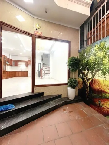 Khâm Thiên, 62 m x 4tầng x Mt 6.4m , dân xây, đủ công năng, gần phố tiện ích bạt ngàn