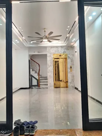 Khám thiên, 33m x 7tầng x 4PNKK, dân xây, ngõ thông thoáng, an sinh tốt