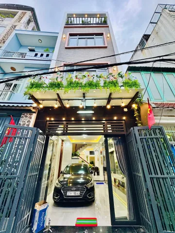 CHÍNH CHỦ BÁN GẤP NHÀ TẠI P4 Q6 CŨ GIÁ CHỈ 3 TỶ 100 TRIỆU CÒN TL NHẸ | DT 72M2, SHR, NGANG MẶT TIỀN 4,5M, 4PN, 4 TẦNG, MẶT TIỀN PHẠM VĂN CHÍ, GIÁ CỰC TỐT CHỐT NHANH CÒN THƯƠNG LƯỢNG