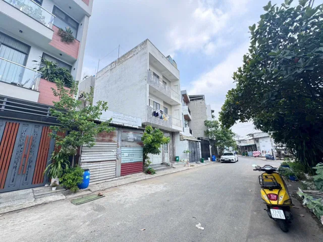 MẶT TIỀN CỐNG HỘP LINH ĐÔNG ĐƯỜNG 10M ,55M2 NỞ HẬU ĐẸP –SÁT PHẠM VĂN ĐỒNG
