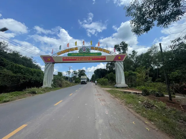 Bán lô đất mặt tiền đường nhựa 8m, thổ cư 100m2, tại TpHCM. Diện tích 749m2. Giá 750 triêụ