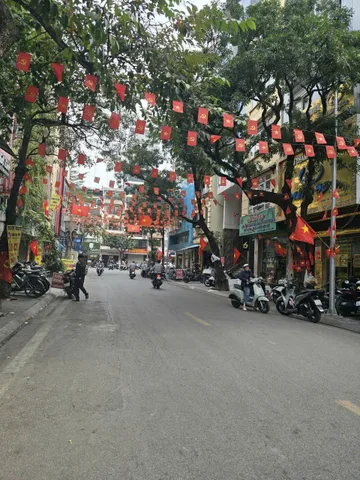Bán Đất Đống Đa - Mặt tiền khủng - Nhà mặt phố - Lô góc vàng - Kinh doanh cực đẹp -