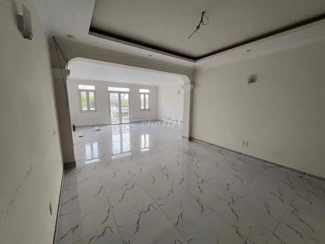 Cho thuê nhà phố BẠCH ĐẰNG PHÚ CƯỜNG, THỦ DẦU MỘT • Diện tích : 6x20,