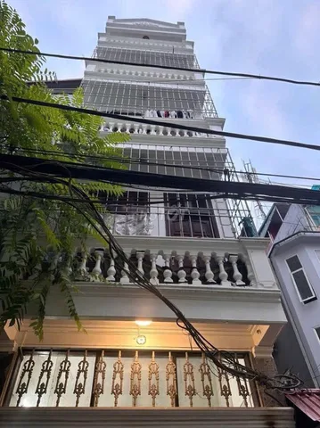 Cho thuê Nhà ngõ 173 phố Hoàng hoa Thám Ba Đình 40mx4,5tầng-15tr/1tháng