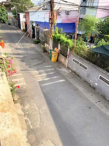 NGON CHƯA MẶT TIỀN KINH DOANH ĐÔNG HÒA DĨ AN - SỔ RIÊNG KHÔNG QUY HOẠCH NHỈNH 2 TỶ