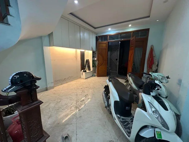 Bán nhà Khương Đình - Thanh Xuân – Giá 7.9 tỷ – DT 45m² x 5 tầng – MT 4.1m – gần phố, ngõ thoáng