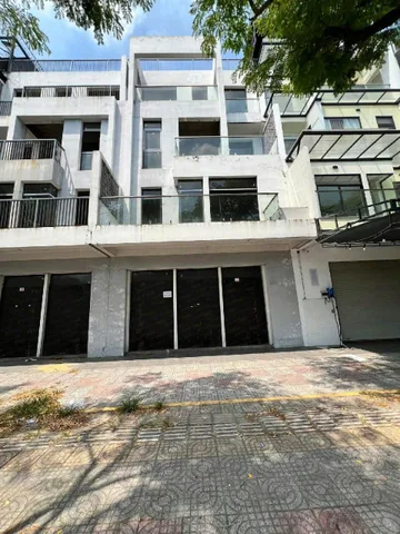 📌📌📌LÀM VIỆC TRỰC TIẾP GIÁ TỐT !!! Bán shop Hoàng Thị Loan, Hòa Minh