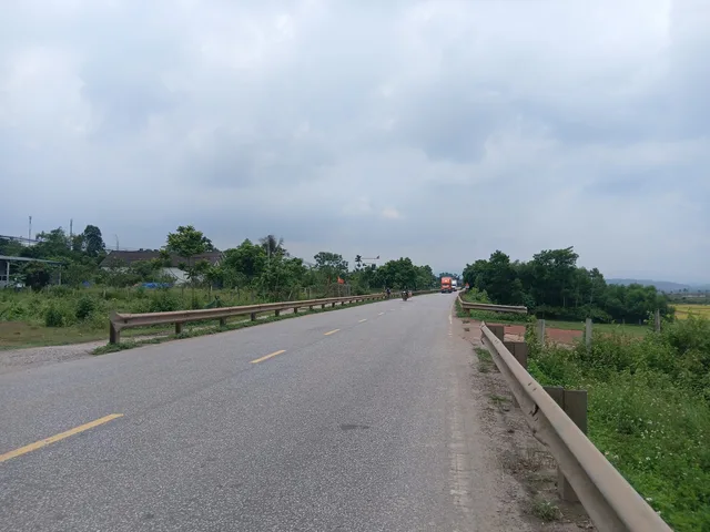 Bán Đất Ngã Ba Phúc Đồng
