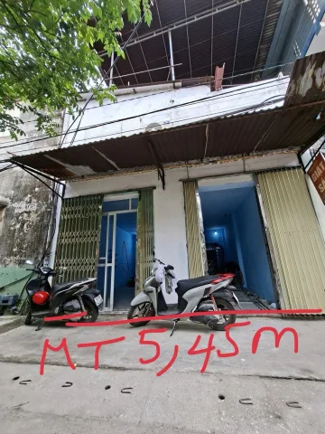 BÁN NHÀ 2 TẦNG YÊN TRUNG – SÁT VÁCH SAMSUNG BẮC NINH – DÒNG TIỀN 120TR/NĂM – Ô TÔ TRÁNH 100m² full thổ cư ngang 5.4m giá 3.6 tỷ tại Xã Yên Trung