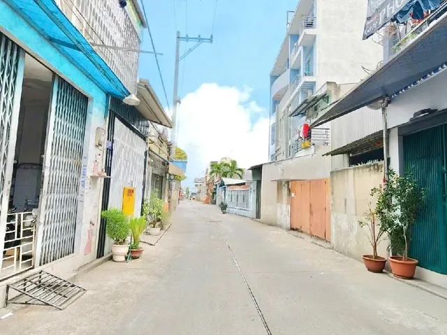 BÁN ĐẤT TẶNG NHÀ HỒ HỌC LÃM 187M² NGANG 6 M HẺM XE HƠI NHIK 9 TỶ