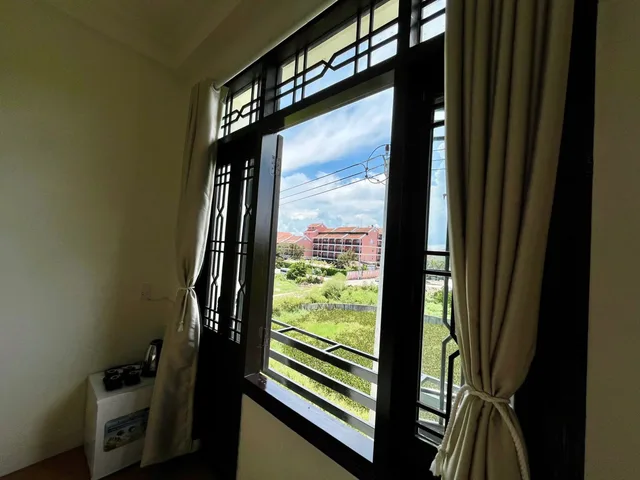 Bán nhà phố 3 Tầng 6PN - khu phố Tây đường Bà Triệu, Hội An - Giá 12,5 tỉ