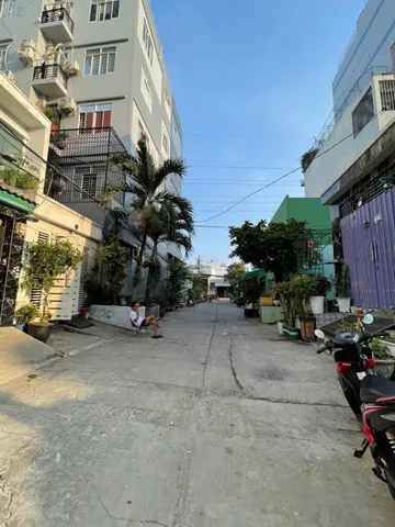 🏡 NHỈNH 5 TỶ – SỞ HỮU NHÀ 3 TẦNG BTCT – HẺM XE HƠI Vào Ở Ngay.