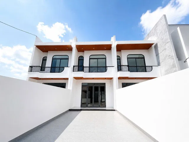 Nhà mới mặt tiền Nguyễn Trường Tộ 5x21m 1trệt 1 lầu bán 3tỷ370