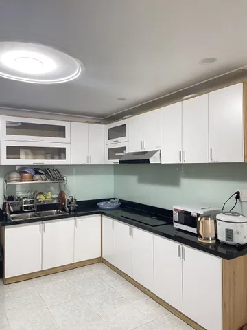 Bán nhà 4 tầng 4PN5WC hẻm 8m, khu cao tầng, nhà đẹp, dòng tiền tốt. Gía 11 tỷ thương lượng