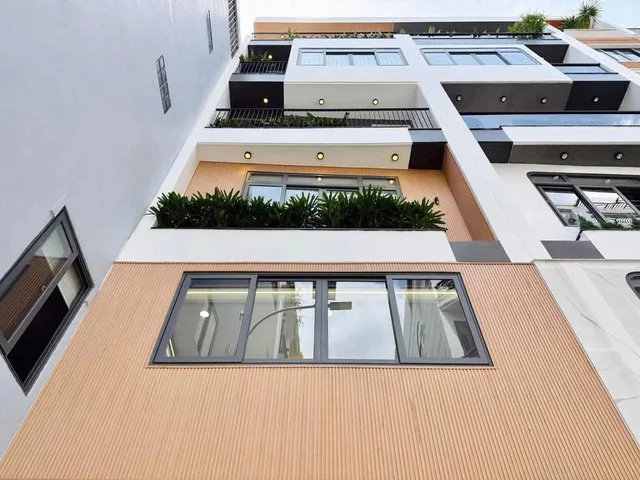 Bán gấp nhà 58m² đường Tô Ngọc Vân, Thạnh Xuân, Q12. Xây 5 tầng, hẻm 6m, giá 2tỷ 850