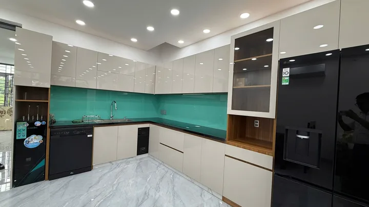 GIẢM GIÁ 700 triệu NHÀ 5 TẦNG CÓ THANG MÁY – PHONG THỦY CỰC ĐẸP – SỬ DỤNG ĐIỆN NĂNG LƯỢNG MẶT TRỜI KHÔNG MẤT TIỀN ĐIỆN!