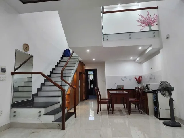 Cho thuê nhà 3 tầng mặt tiền Đoàn Khuê - Khu Nam Việt Á - Khuê Mỹ - Ngũ Hành Sơn