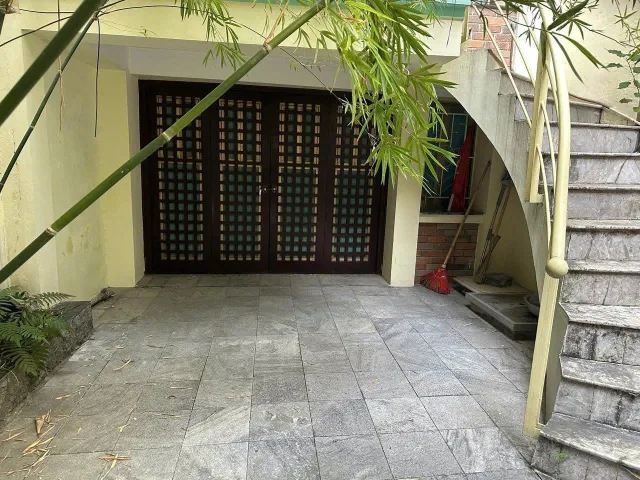 "#badinh
Cho thuê nhà ngay khu 28b Điện Biên Phủ, Ba Đình, Hà Nội 
Nhà rộng 80m²x4tầng,: tầng hầm, -25tr/1 tháng