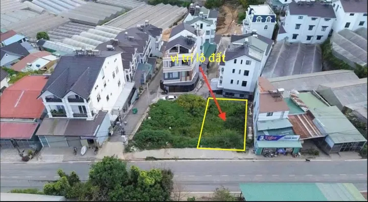 Bán lô đất 256m Nguyễn Đình Quân- Đà Lạt _11 tỷ- đất Full XD- P5- Phường Camly, cách Hồ XH 3km