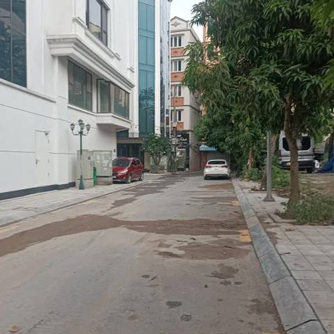🎯❤️ CHỈ 13.5 TỶ BÁN NHÀ KIM GIANG 55M2 x 5 T, NGÕ 8M, GẦN CHỢ QUANG, Ô CHỜ THANG MÁY, CÁCH MẶT PHỐ 50M.
