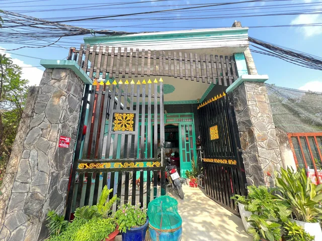 Bán nhà 100m² full thổ cư ngang 3,8m giá 1.1 tỷ tại Xã Đức Hòa