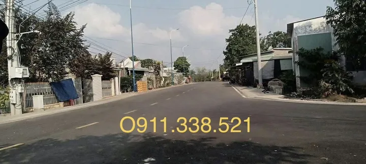 Hàng Ngộp Vị Trí View Sông Hồ , Ngay Trung Tâm
Gần KCN Becamex