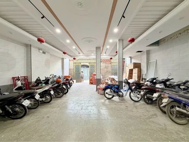 CHDV 5 tầng thang máy Huỳnh Văn Nghệ, 192m2, 8x25, 37 phòng, tỷ suất >8%/năm