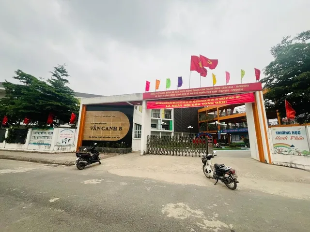 ✅ Đẳng Cấp! Nhà DV Vân Canh 5 Tầng Mới Đẹp, Thang Máy Xịn, Ô Tô
