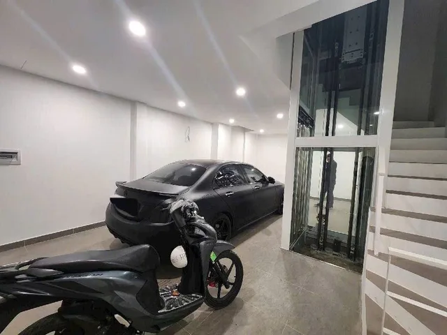 MẶT NGÕ PHÂN LÔ Ô TÔ TRÁNH - 50 m² 6 TẦNG  MT 5,3m - GARA Ô TÔ THANG MÁY- VÕNG THI