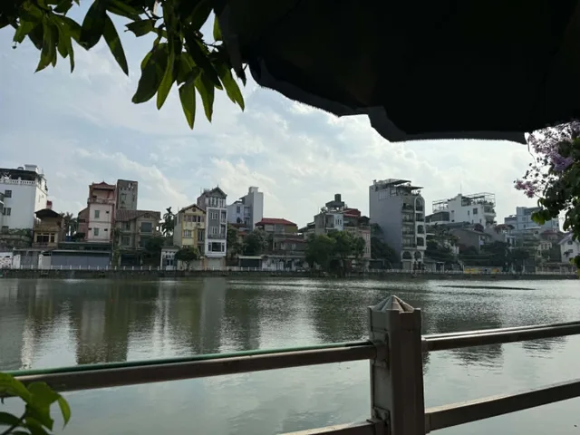 Bán nhà 30m² full thổ cư ngang 4m giá 11 tỷ tại Đường Bồ Đề Phường Bồ Đề