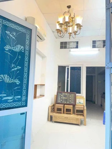 Cho Thuê Nhà Ngõ 105 Láng Hạ 35M² 2 Tầng 2 Ngủ Full Nội Thất - Ô Tô Đỗ Cửa - Giá Thuê 8,7 tr