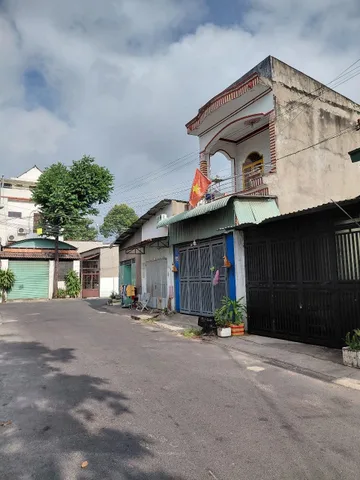 Bán nhà 122,2m² full thổ cư ngang 4,7m giá 5.2 tỷ tại Phường Phú Lợi
