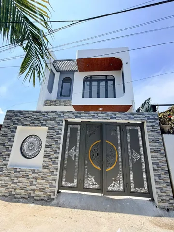 ☘️NHÀ MỚI XÂY TẠI DIÊN LẠC (DIÊN HOÀ CŨ) CHỈ 1TỶ630
- DT 66,3m2 hướng đông bắc 
- Nhà 1 trệt 1 lầu với 3pn, 2wc, phòng thờ, bếp,phòng khách
- Đường  ô tô vào tận nơi
- Khu vực đông dân cư
- Sẵn nội thất cơ bản

💵Giá bán 1tỷ630