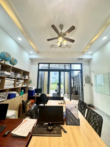 🚗 BÁN NHÀ 4 TẦNG - 81M2(4.7*18), HOÀN CÔNG - 5PN, 5WC, DÒNG TIỀN 18TR/TH - KHÔNG QH -  NHÀ HẺM XE HƠI - SÁT KHU CÔNG NGHỆ CAO - P. PHÚ HỮU, THỦ ĐỨC.(T)