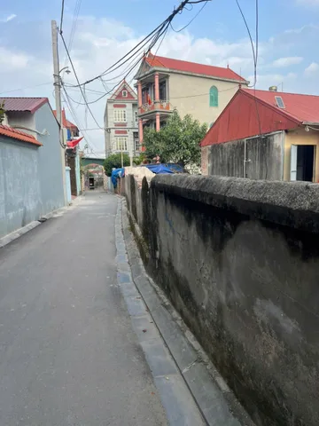 Bán 60m2 đất thôn Văn Thượng Đông Anh đường ô tô thông sổ vuông đẹp