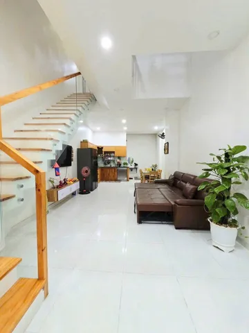 🚗 BÁN NHÀ 3 TẦNG - 71M2( 4/4.8*16.2) - NỞ HẬU - HOÀN CÔNG - KHÔNG QH - HẺM XE HƠI 10M, VỈA HÈ - GẦN UBND, CHỢ - LONG TRƯỜNG, THỦ ĐỨC.(A)