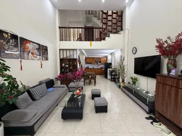 Bán Nhà Kim Giang 51.5m  nhà Dân Xây ở ngay giá phù hợp nhất- Gần Trường Học - Gần Hồ Gần khu Đô thị chỉ 8.95 tỷ
