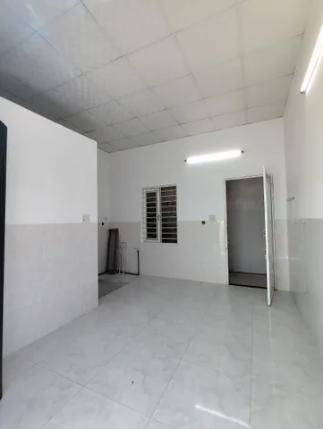 📍 Nhà hẻm Nguyễn Khuyến – sát chợ Vĩnh Hải
✔ Vị trí đẹp, gần đường 2/4
✔ Hẻm thông thoáng, khu dân cư đông đúc

🏡 Căn 1: 42.6m² – 2PN – 2WC
💰 Giá 1 tỷ 980


✅ Sổ hồng sẵn công chứng
✅ Full đất ở đô thị
☎️
