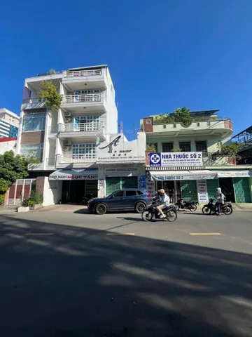 NHÀ RIÊNG ĐẶNG TẤT – PHƯỜNG VĨNH PHƯỚC, TP. NHA TRANG, KHÁNH HÒA

📍 Địa chỉ: Đường Đặng Tất, Phường Vĩnh Phước, TP. Nha Trang, Tỉnh Khánh Hòa
📐 Diện tích đất: 40.9m²
🏠 Diện tích xây dựng: 29.05m²
🏢 Diện tích sàn: 29.05m²