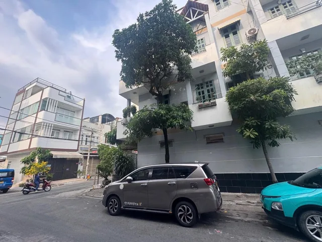 SIÊU SALE CHỈ HƠN 12t🤩😤
MẶT TIỀN PHỐ ẨM THỰC PHÚ LÂM, 2L XE TĂNG NGỦ NHÀ 80M2 🎉